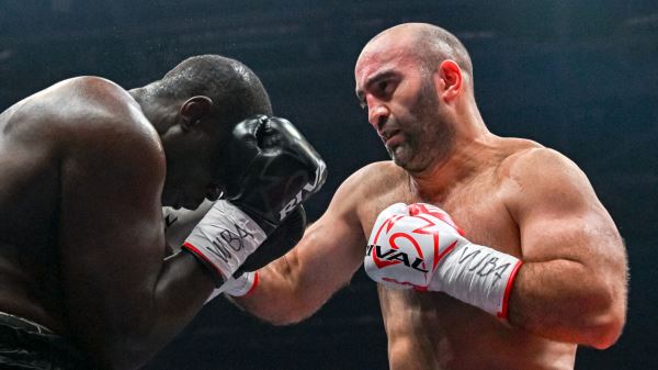 Гассиев победил Кадиру и защитил титул чемпиона мира по версии WBA в тяжелом весе