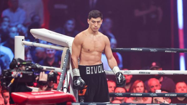 WBO обязала Дмитрия Бивола провести защиту пояса в бою против Каллума Смита
